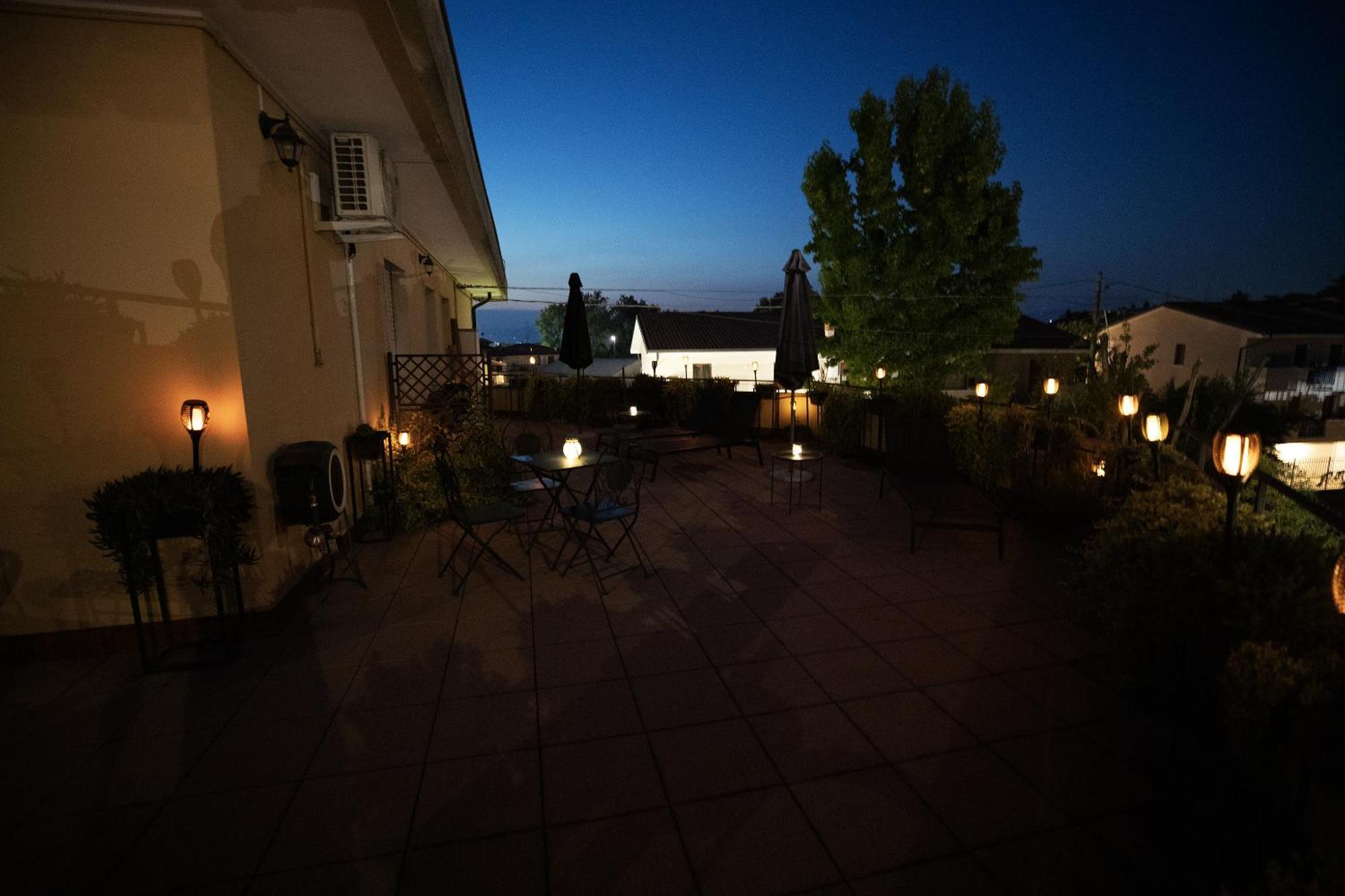 Bru Rooms Peschiera del Garda Eksteriør billede