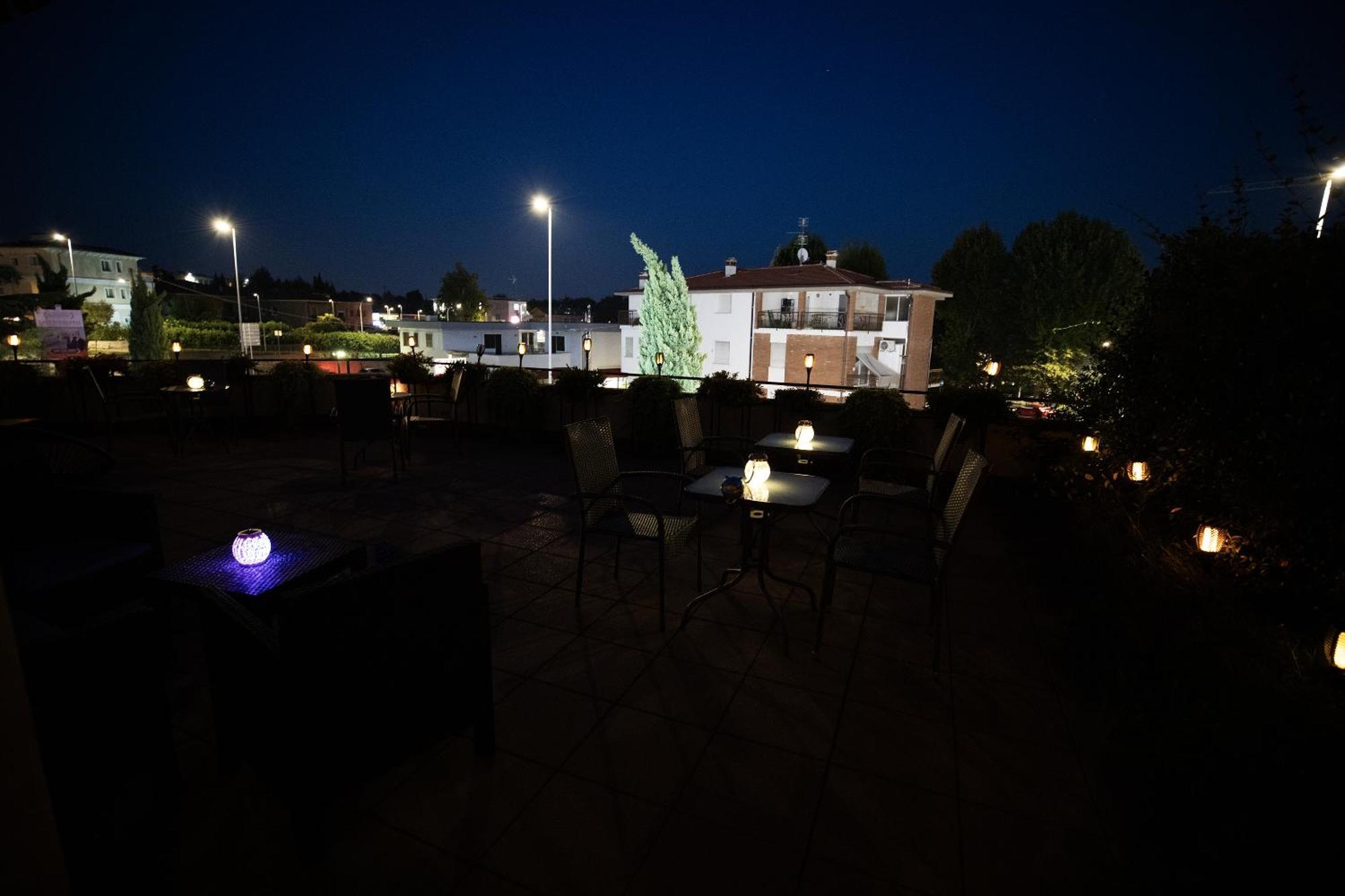 Bru Rooms Peschiera del Garda Eksteriør billede