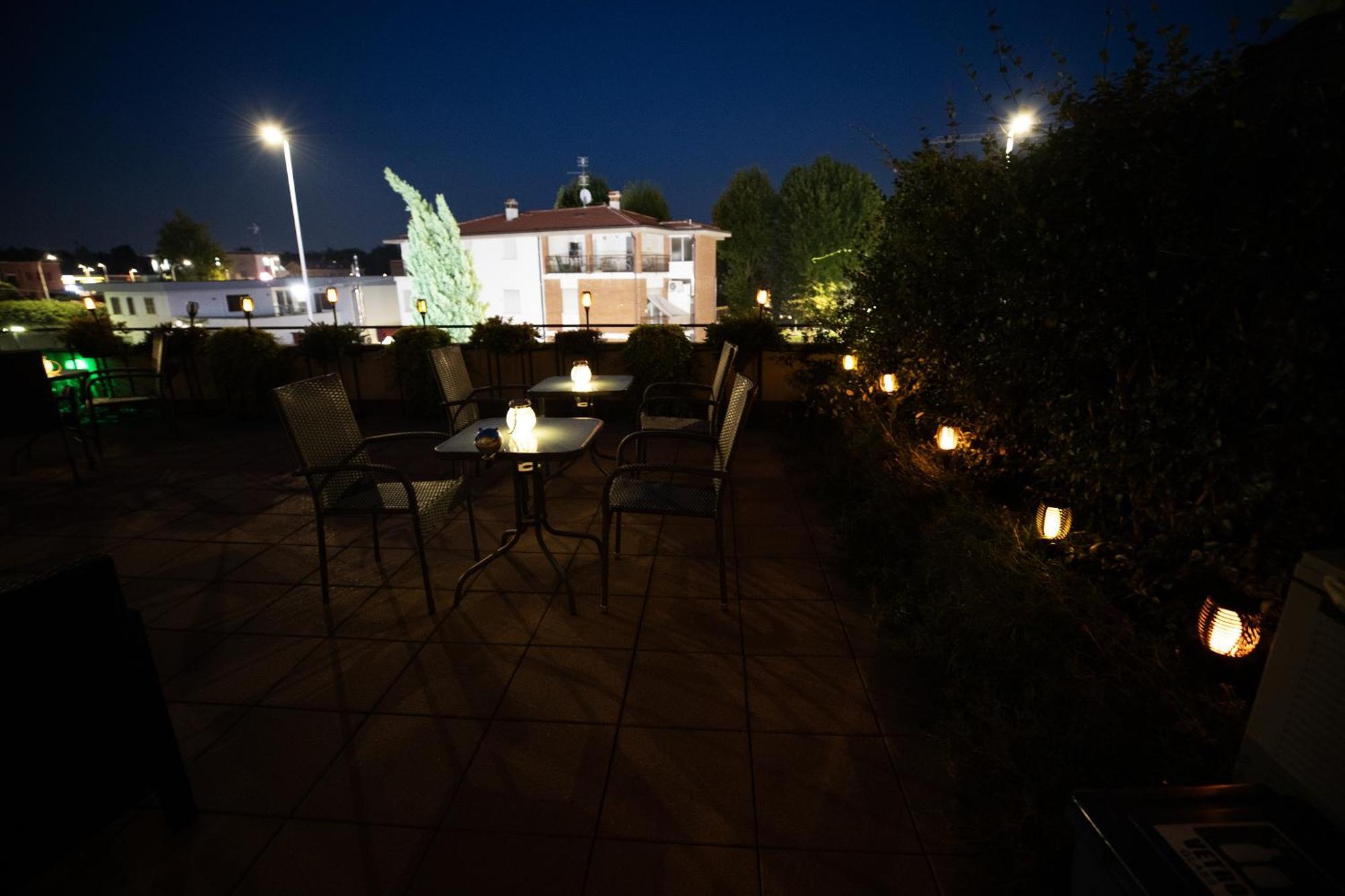 Bru Rooms Peschiera del Garda Eksteriør billede
