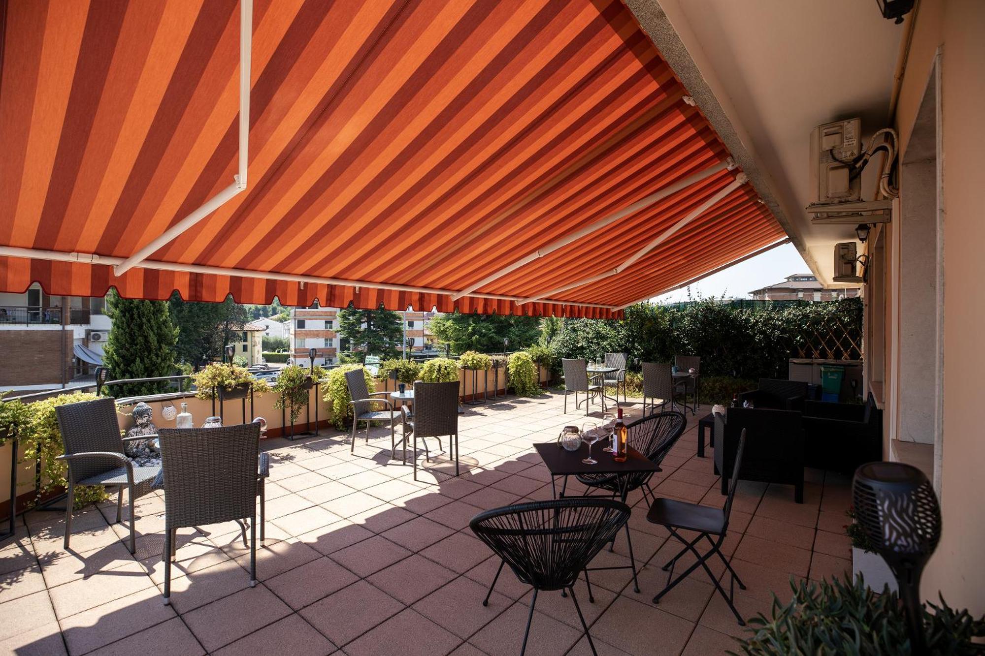 Bru Rooms Peschiera del Garda Eksteriør billede